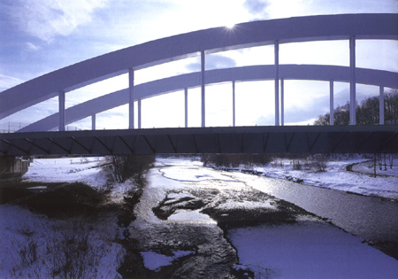 鉄道高架橋（本線・富良野線）のデザイン